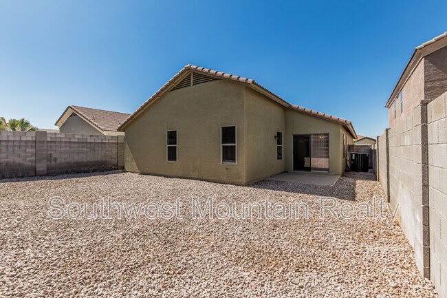 Building Photo - 1949 W Vineyard Plains Dr