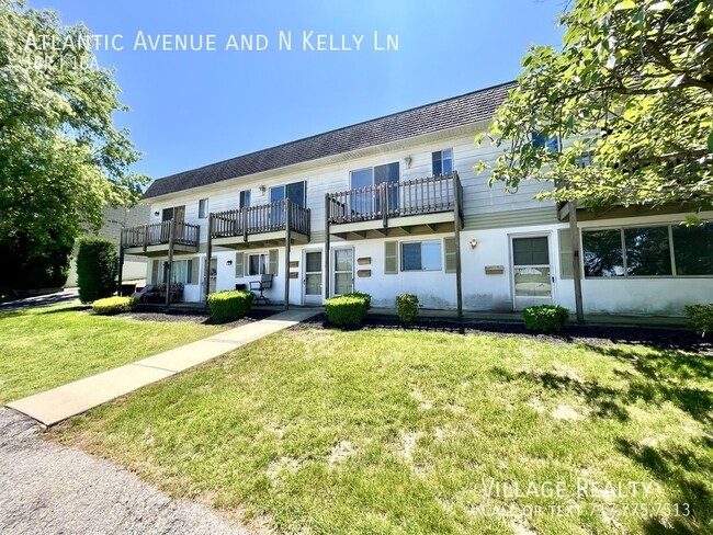 Building Photo - Huge Red Lion 1-bed with washer/dryer hook...