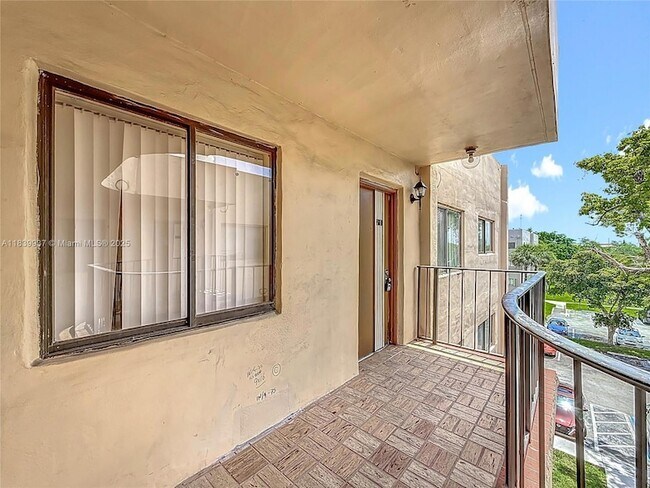 Building Photo - 8420 SW 133rd Avenue Rd