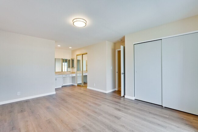 Building Photo - Charming 1,780 Sq Ft 4 bedroom 2 bath home in South San Jose