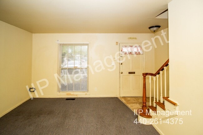 Building Photo - 11 Trenton Square