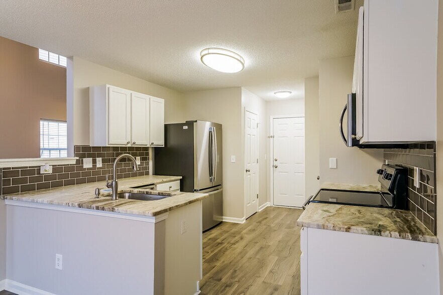 Building Photo - 7205 Brighton Hill Ln