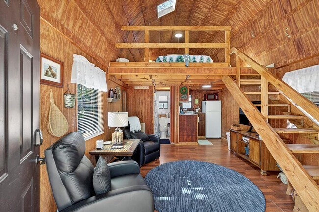 Building Photo - 4214 W Ohio Ave