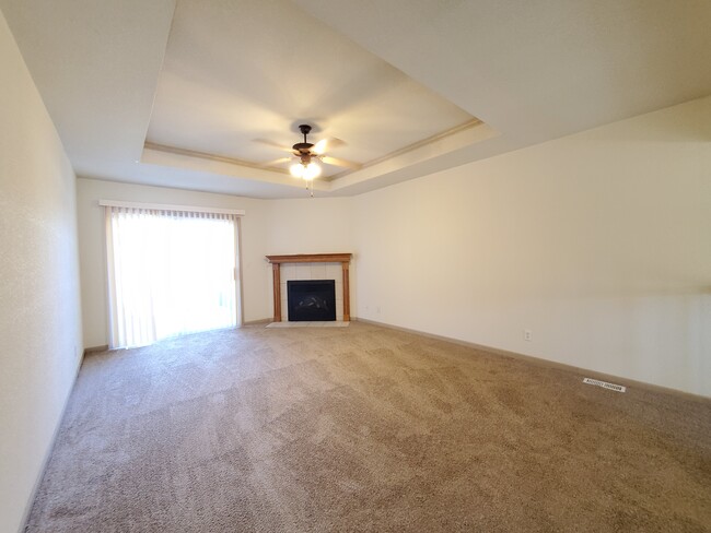 Building Photo - 1230 NW Ashley Dr