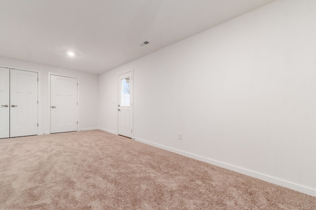 Building Photo - 144 Dusky Willow Dr