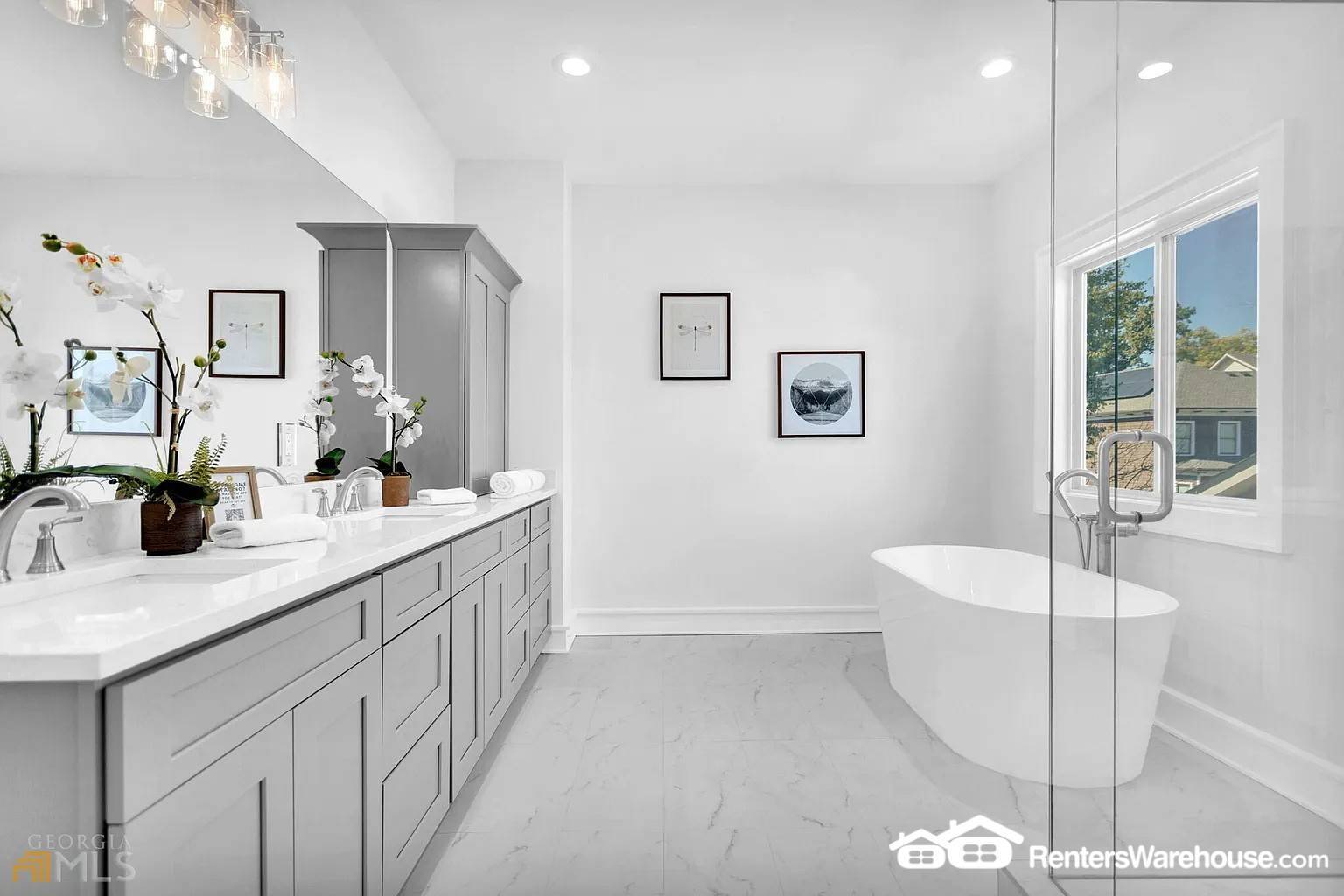 Building Photo - 3196 Mae Ave NE