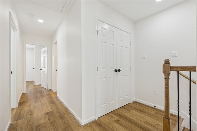 Building Photo - 9913 Porto Rico Rd