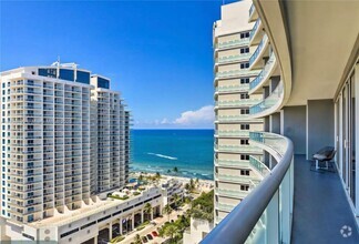 Building Photo - 3101 Bayshore Dr