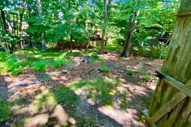 Building Photo - 8113 Inverness Ridge Rd