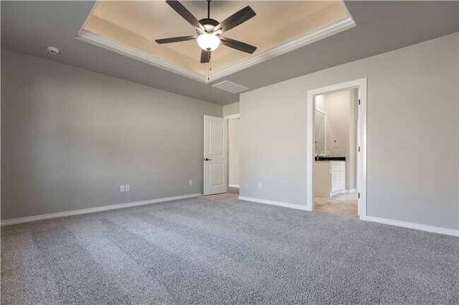 Building Photo - Very Nice 4 Bedroom, 3 Bathroom 3 Car Garage Home with Storm Shelter