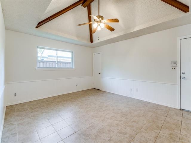 Building Photo - 207 Hemlock Dr