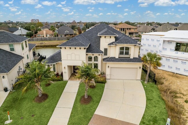 Building Photo - 602 Appia Dr