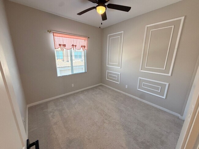 Building Photo - Stylish 3-Bedroom Retreat in the Heart of Gilbert