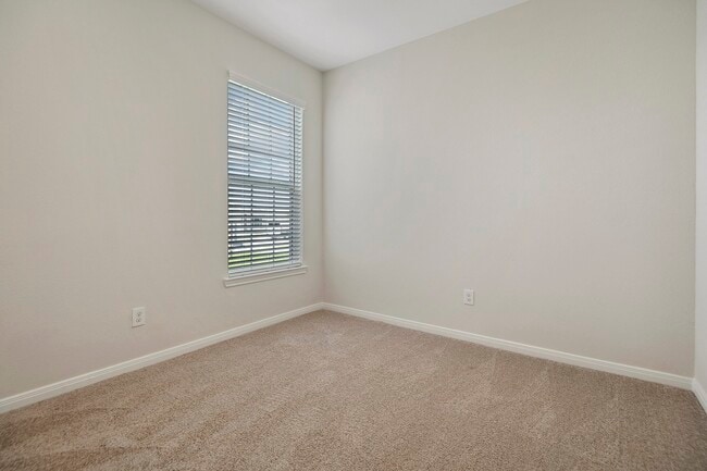 Building Photo - 15511 Caramel Spgs Dr