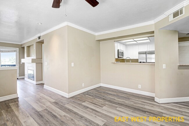 Building Photo - 21 Lobelia