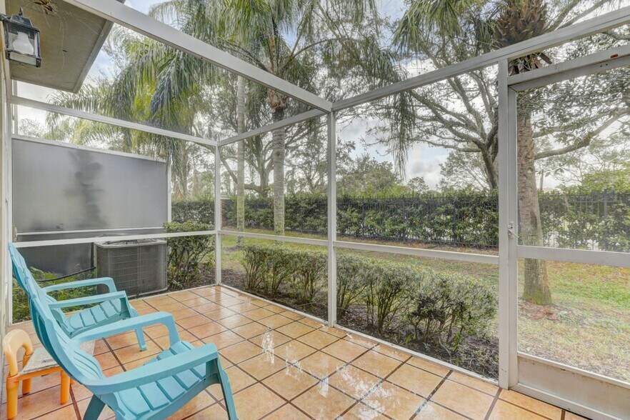 Building Photo - 7686 Plantation Cir