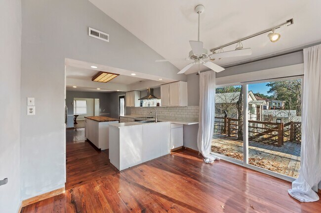 Building Photo - 1029 French Quarter Creek Rd