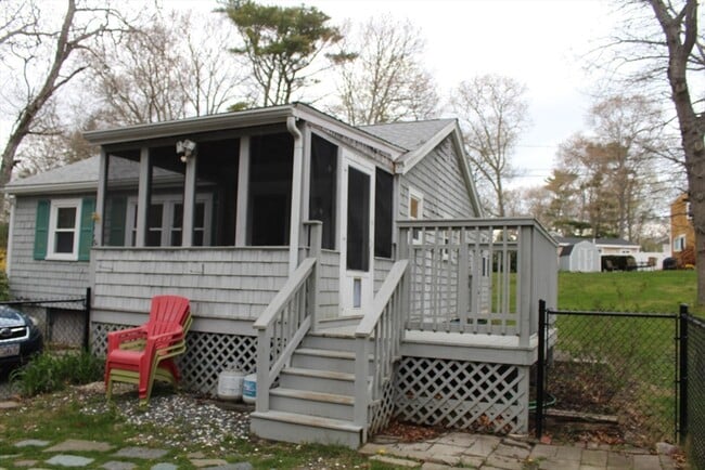 Building Photo - 81 Winthrop Rd
