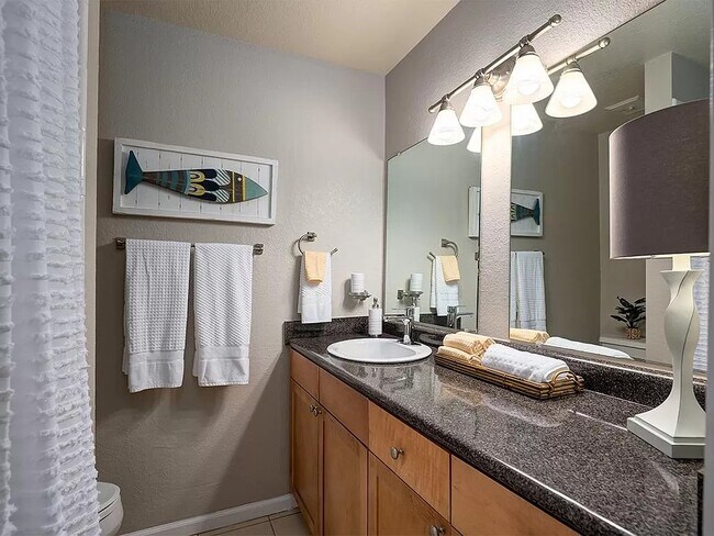 Building Photo - 226 Lewfield Cir