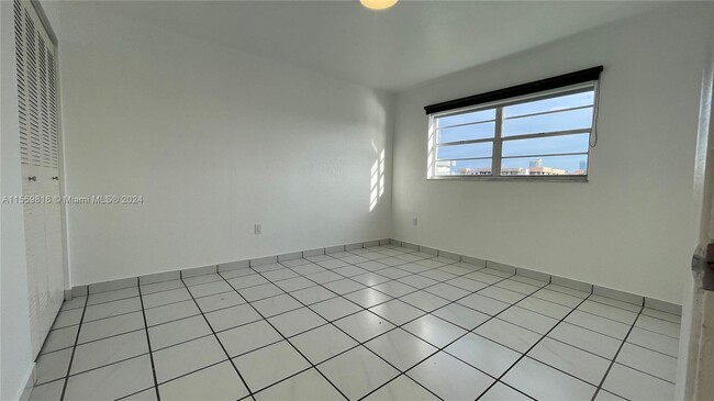Building Photo - 8250 Byron Ave