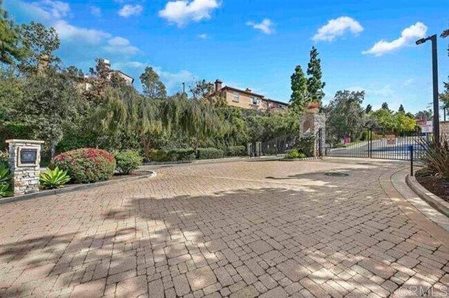 Building Photo - 1436 Clearview Way