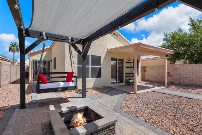 Building Photo - 4623 E Desert Wind Dr.