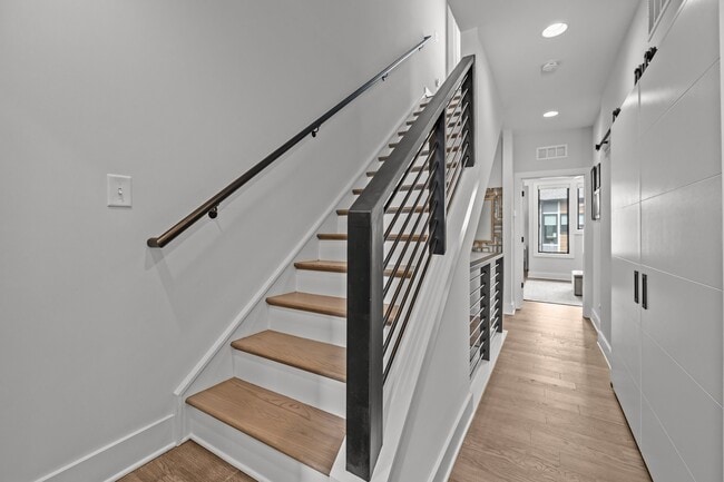 Building Photo - 1207 Minter Pl
