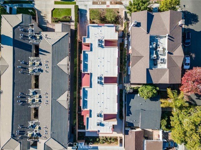 Building Photo - 1212 Viola Ave