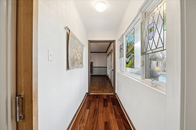Building Photo - 18618 Point Lookout Dr