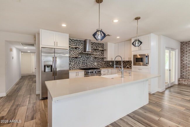 Building Photo - 1829 W Orchid Ln