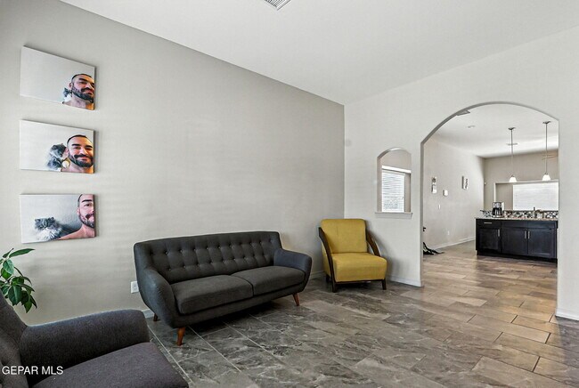 Building Photo - 14812 Hunters Grove Ave