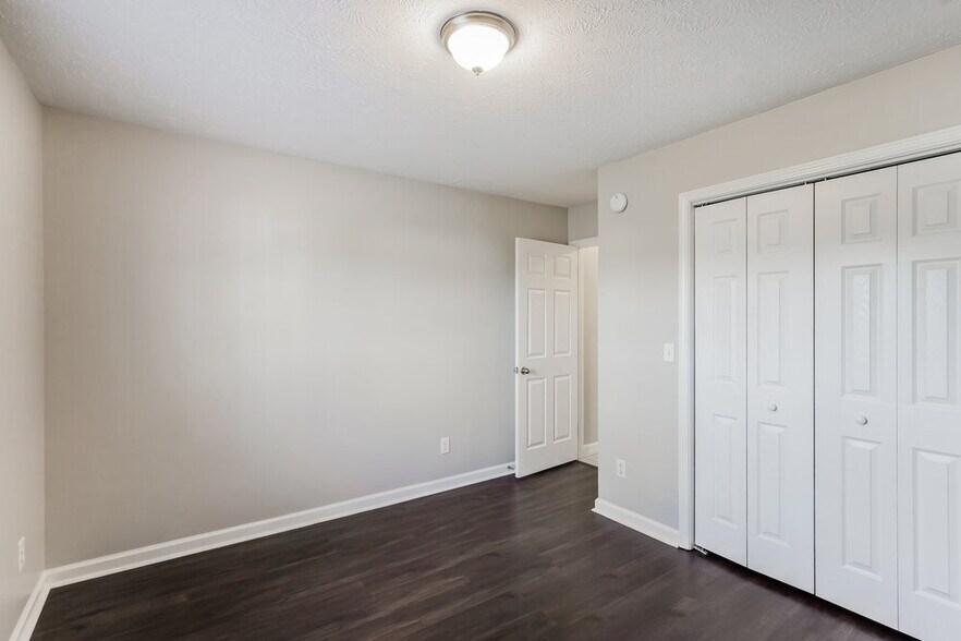 Building Photo - 107 Blythe Ct