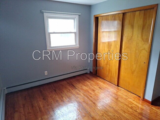 Building Photo - 3505 Melody Ln W