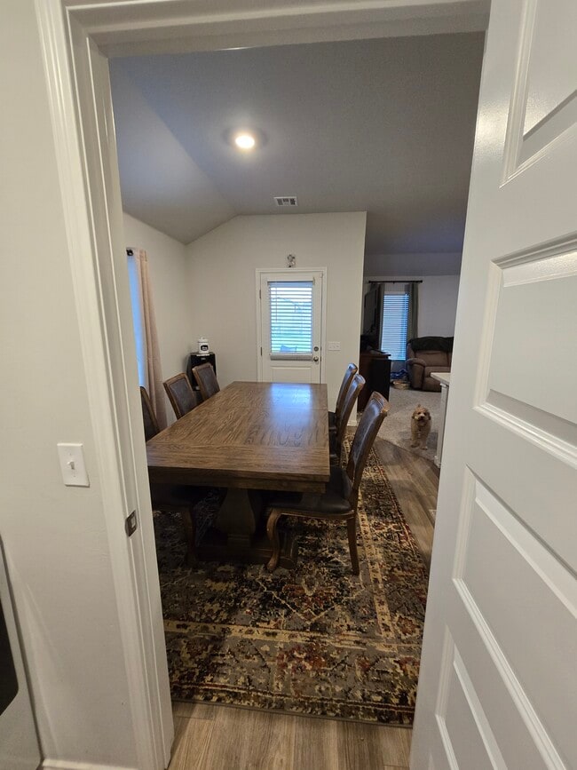 Building Photo - 1401 Madison Ave