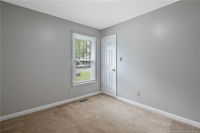 Building Photo - 3970 Loufield Dr