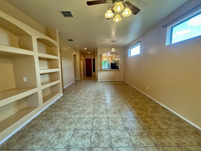 Building Photo - 10451 S Frontier Ranch Pl