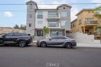 Building Photo - 10218 Fernglen Ave