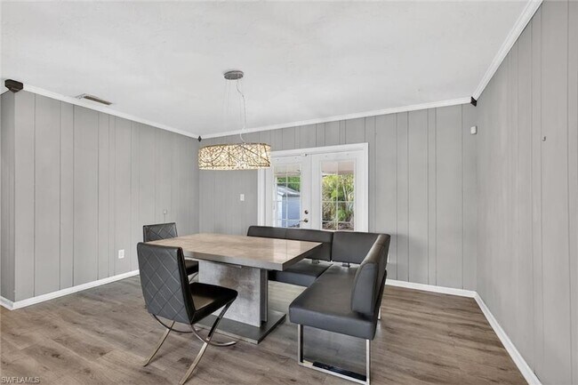 Building Photo - 1420 Maravilla Ave
