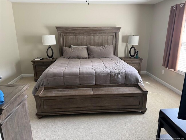 Building Photo - 1319 Braybrooke Pl