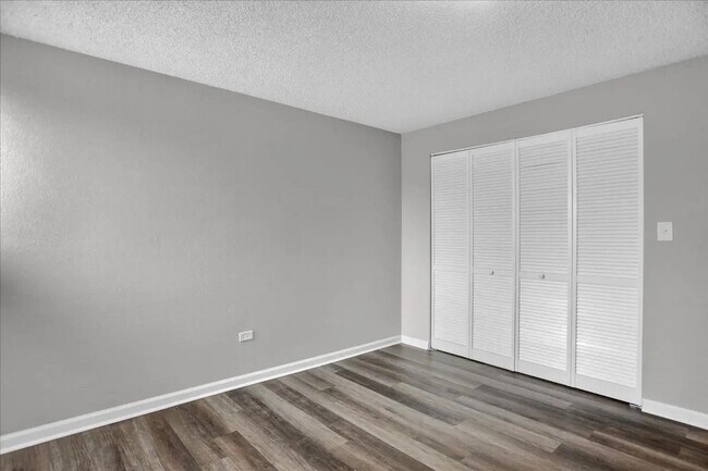 Building Photo - Beautiful 2 bed/1 bath unit for rent.