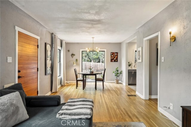 Building Photo - 1812 Las Flores Dr