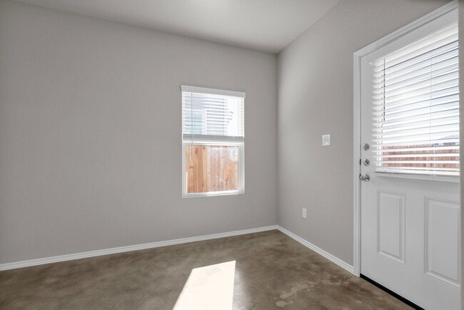 Building Photo - 9426 Apple Ridge Ln
