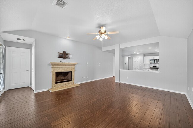 Building Photo - 4038 Mt Everest Way