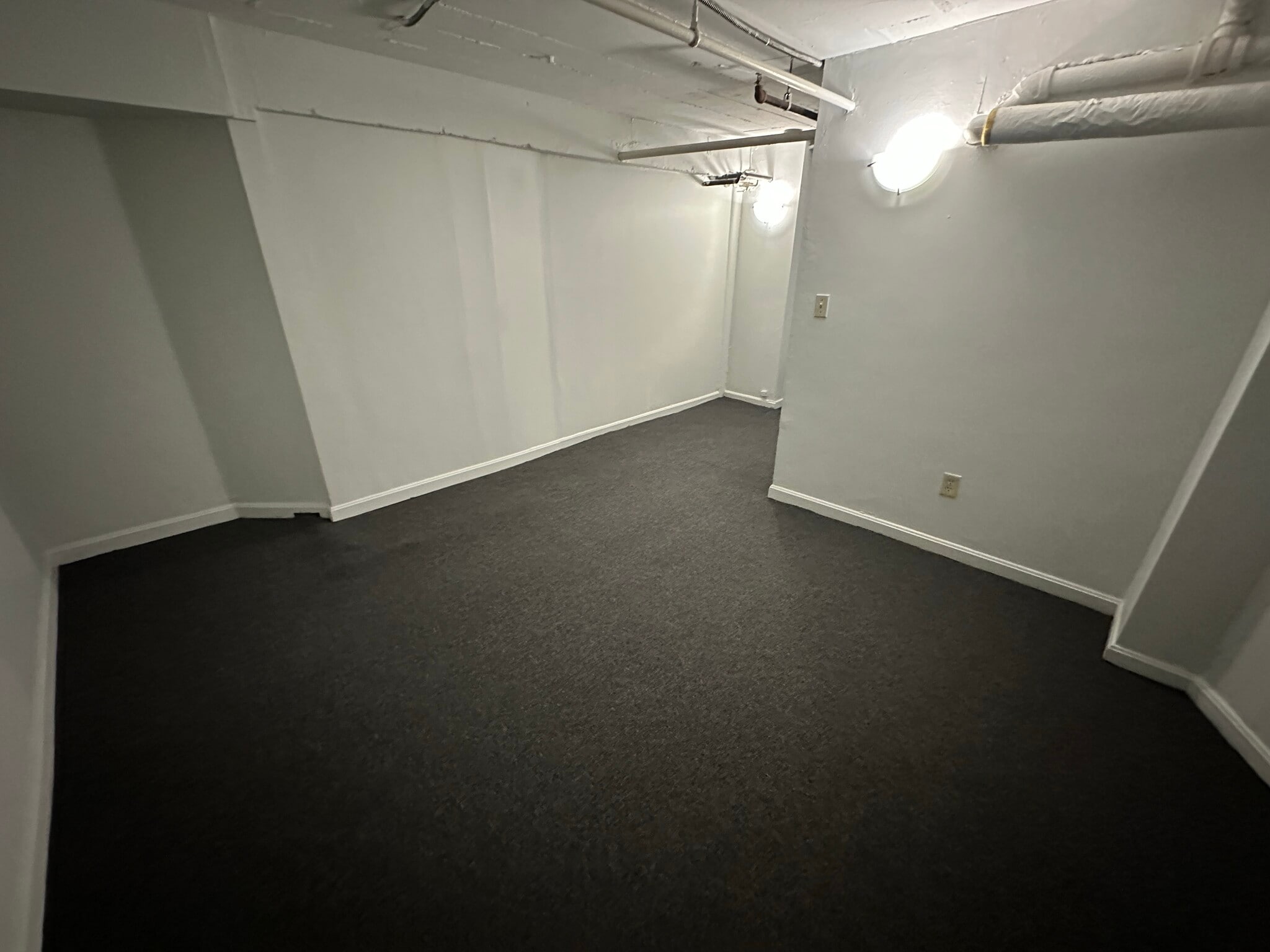 Building Photo - 32 Worthington St