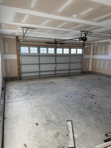 Building Photo - 307 Grand Oaks Dr