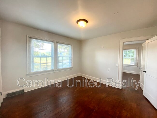 Building Photo - 3901 Plyler Mill Rd