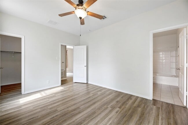 Building Photo - 187 Rummel Dr