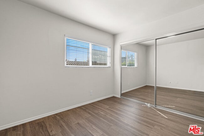 Building Photo - 311 Sheldon St