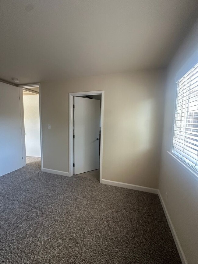 Building Photo - 4309 Ross Ave