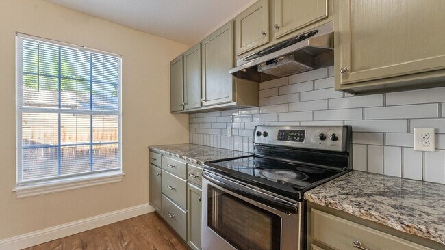 Building Photo - 3179 W Wildflower St